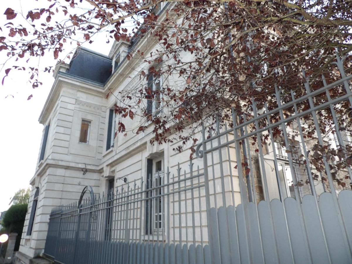 La Maison Blanche - Apparthotels De Charme Chic & Cosy A 350M Du Coeur De Ville De Limoges - Acces Autonome Eksteriør billede