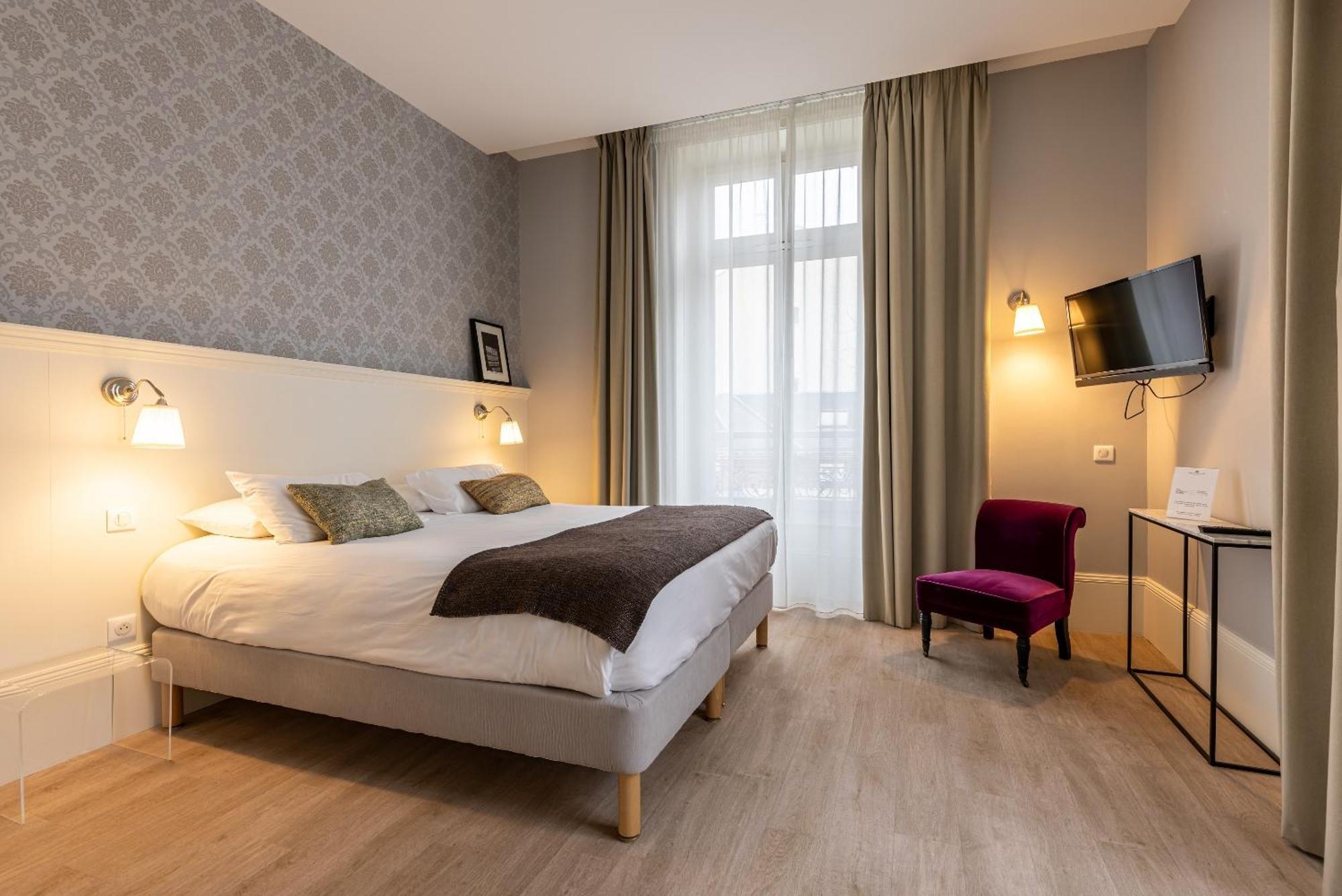 La Maison Blanche - Apparthotels De Charme Chic & Cosy A 350M Du Coeur De Ville De Limoges - Acces Autonome Værelse billede