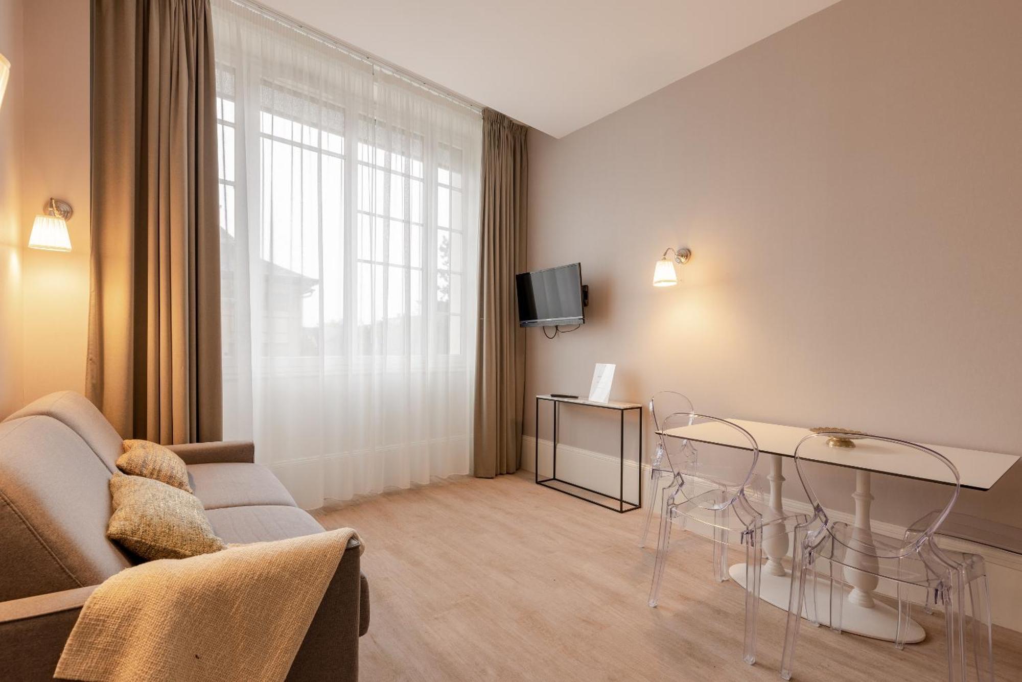 La Maison Blanche - Apparthotels De Charme Chic & Cosy A 350M Du Coeur De Ville De Limoges - Acces Autonome Værelse billede