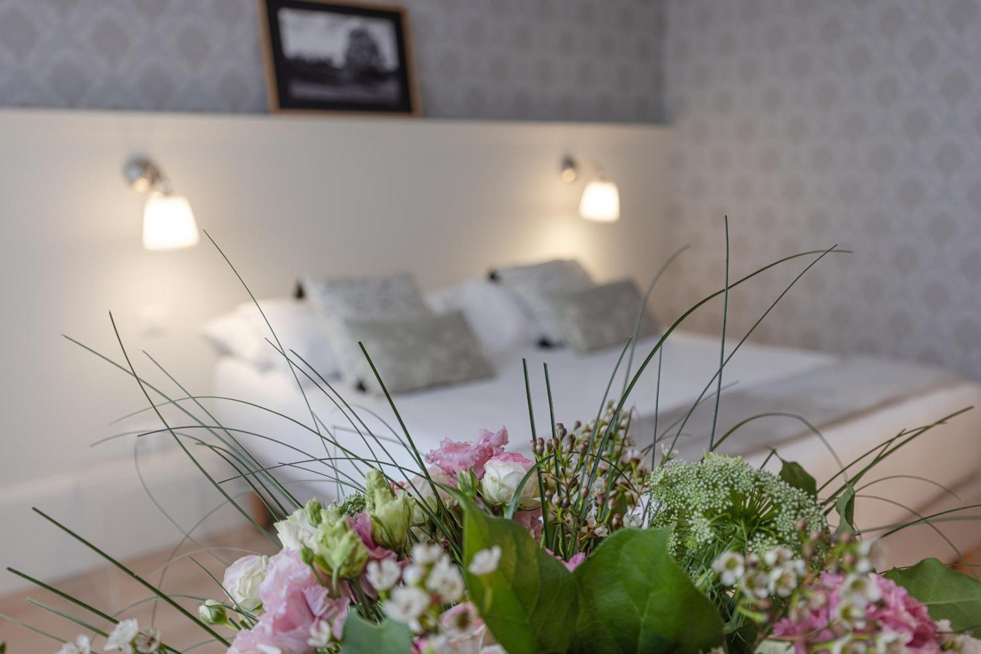 La Maison Blanche - Apparthotels De Charme Chic & Cosy A 350M Du Coeur De Ville De Limoges - Acces Autonome Eksteriør billede