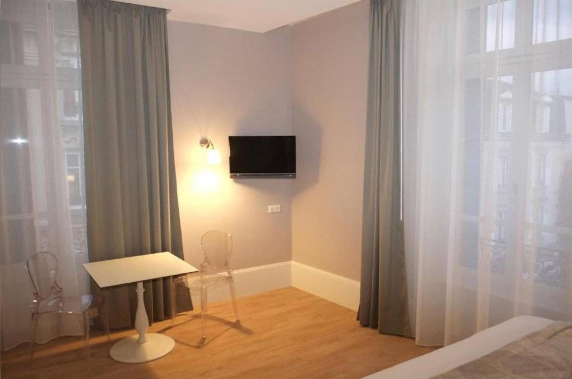La Maison Blanche - Apparthotels De Charme Chic & Cosy A 350M Du Coeur De Ville De Limoges - Acces Autonome Værelse billede